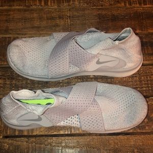 Nike Free Run Motion Flyknit